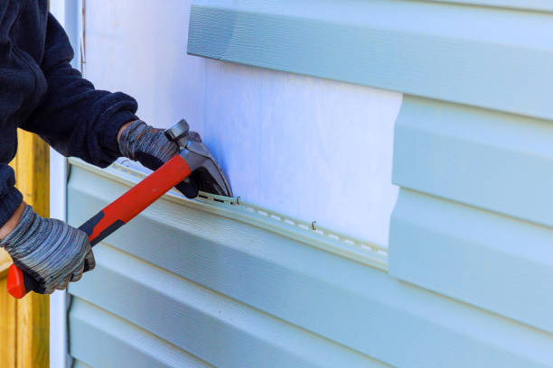 Reliable Siding Replacement contractor in La Grange, TX by Superior Siding Solutions